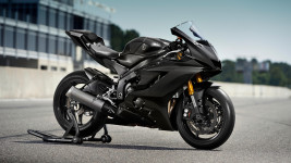 YAMAHA YZF-R6 RACE NOIR 2024 - A PARTIR DE 347€/MOIS
