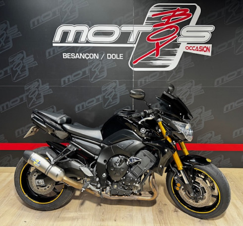 YAMAHA FZ8  – A PARTIR DE 91€/MOIS